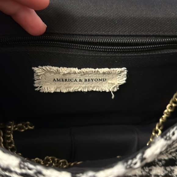 America & Beyond Houndstooth Purse NWOT - Picture 3 of 4